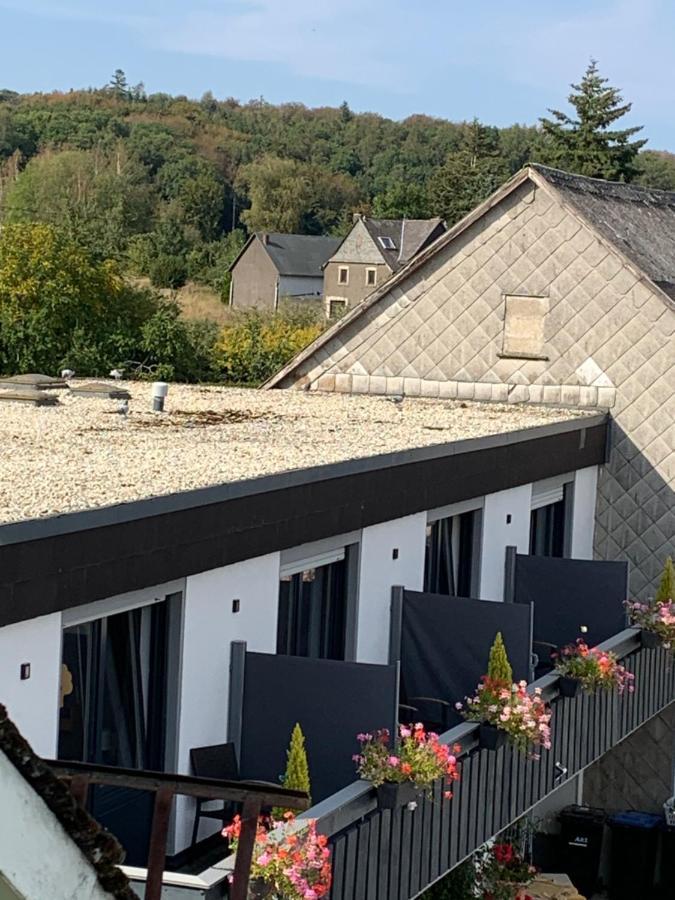 Vina Am Ring Bed & Breakfast Mannebach  Exterior foto